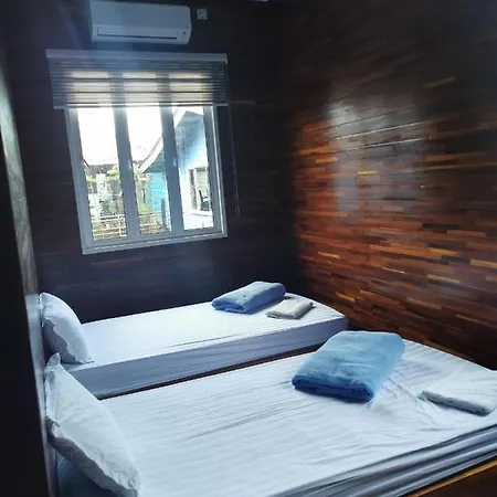 Sandakan Sim Sim Homestay Exterior photo